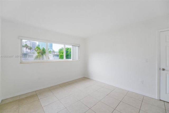 7737 SW 88th St C312, Miami, FL 33156