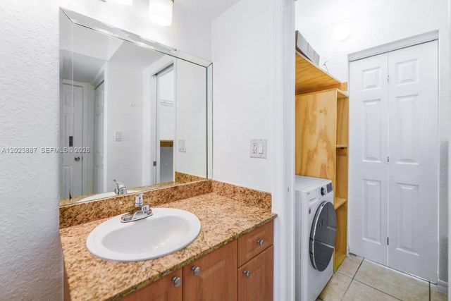 7737 SW 88th St C312, Miami, FL 33156
