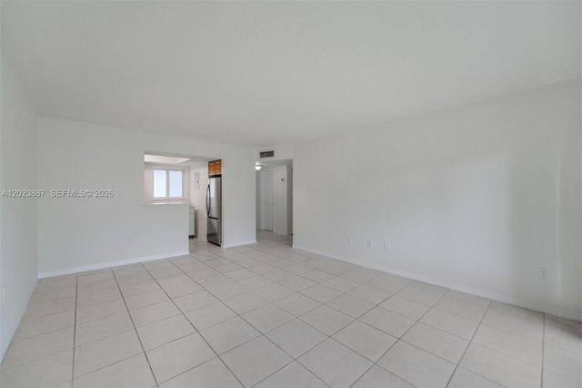 7737 SW 88th St C312, Miami, FL 33156