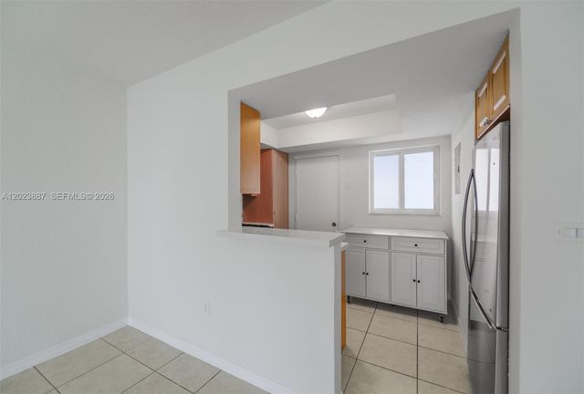 7737 SW 88th St C312, Miami, FL 33156