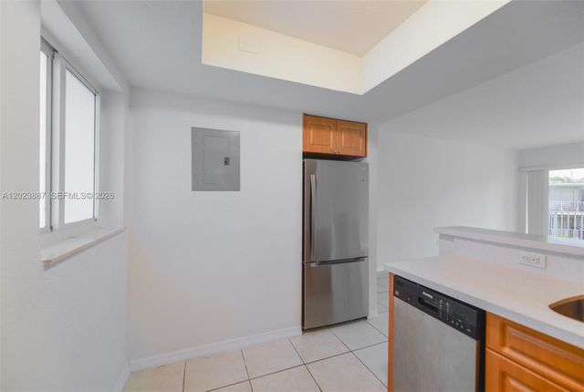 7737 SW 88th St C312, Miami, FL 33156