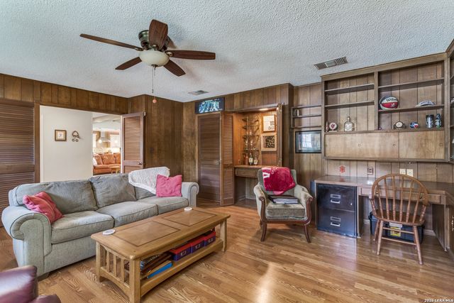 11303 WHISPERING WIND ST, San Antonio, TX 78230