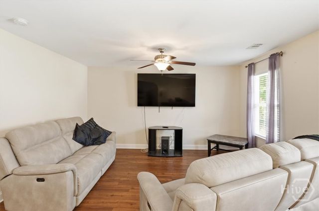 121 Ristona Drive, Savannah, GA 31419