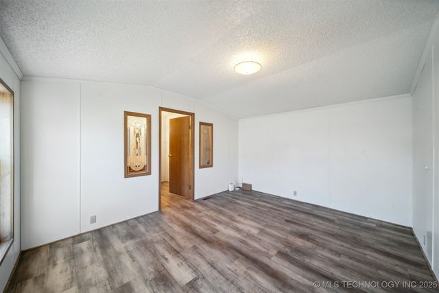 69915 S 334 Road, Wagoner, OK 74467