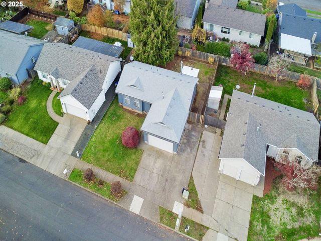 1977 MAPLEWOOD Ct, Salem, OR 97306