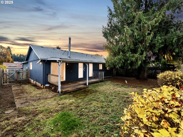 1977 MAPLEWOOD Ct, Salem, OR 97306