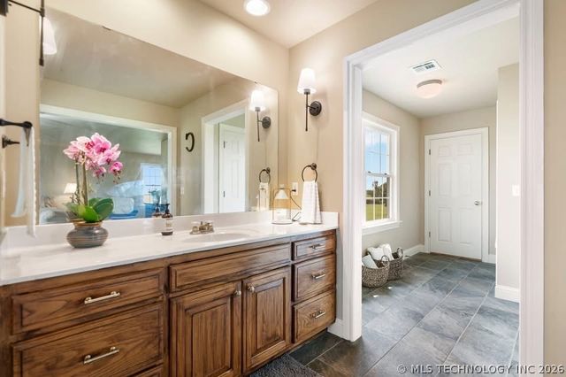 24043 N 4040 Road, Bartlesville, OK 74006