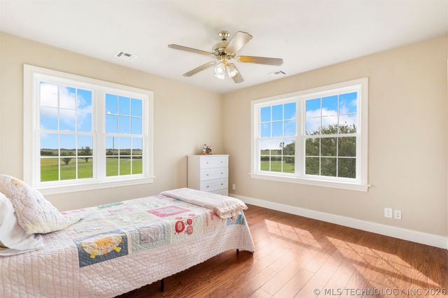 24043 N 4040 Road, Bartlesville, OK 74006