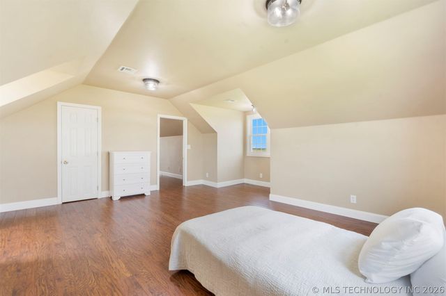 24043 N 4040 Road, Bartlesville, OK 74006