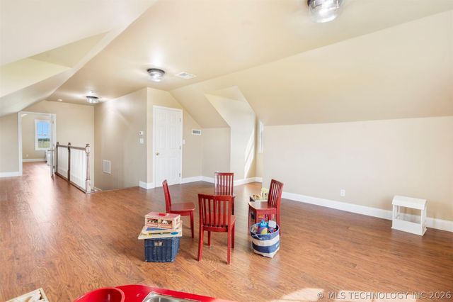 24043 N 4040 Road, Bartlesville, OK 74006