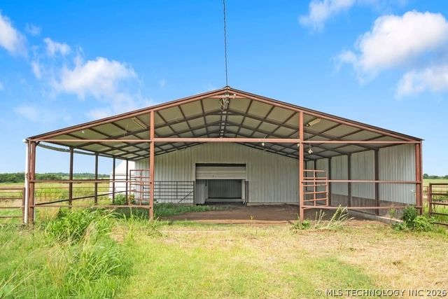 24043 N 4040 Road, Bartlesville, OK 74006