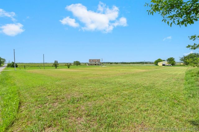 24043 N 4040 Road, Bartlesville, OK 74006