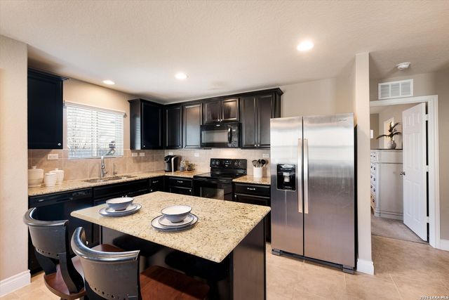 9802 Harbor Mist, Converse, TX 78109