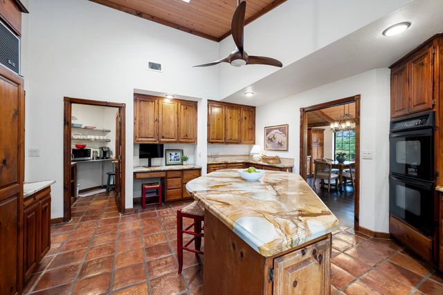 560 Ralston Ln, Newcastle, CA 95658