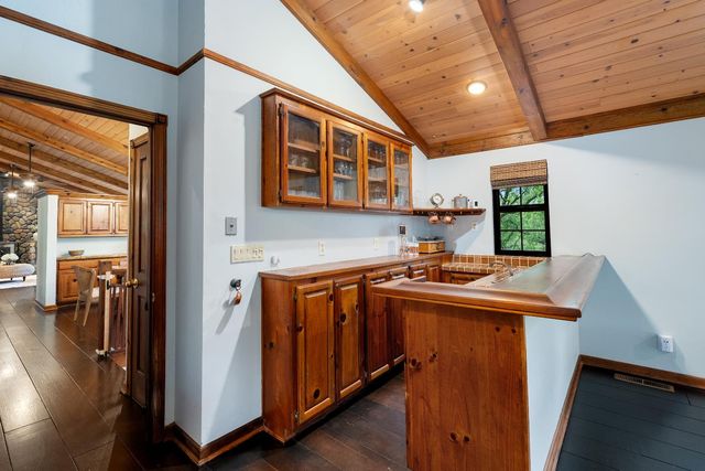560 Ralston Ln, Newcastle, CA 95658