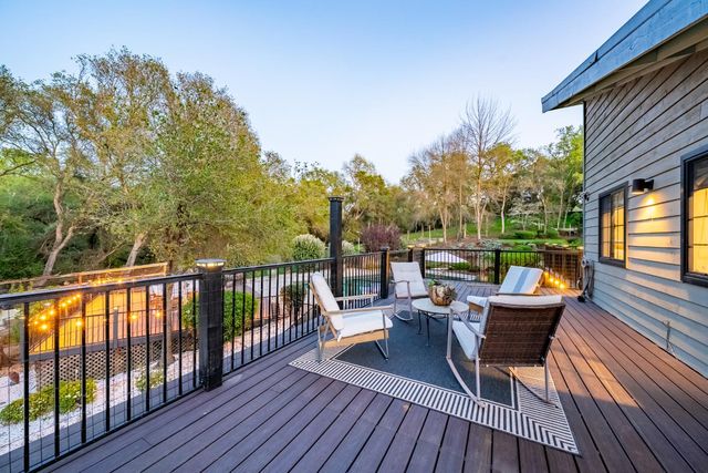 560 Ralston Ln, Newcastle, CA 95658
