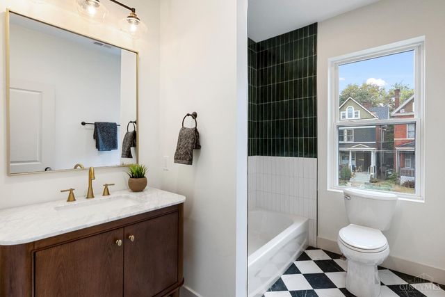 1613 Dexter Avenue, Cincinnati, OH 45206