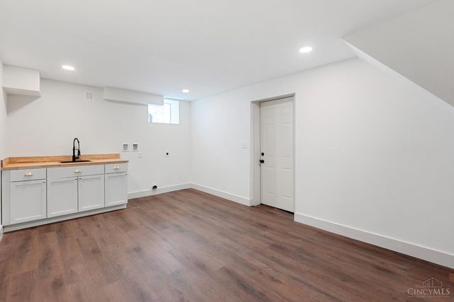 1613 Dexter Avenue, Cincinnati, OH 45206