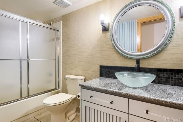 9210 Sugarstone Circle, Littleton, CO 80130
