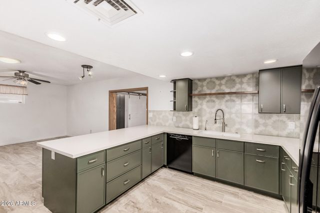 1178 S OCOTILLO Drive, Apache Junction, AZ 85120