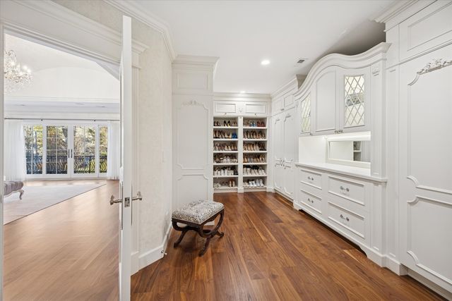 321 E 9th Street, Hinsdale, IL 60521