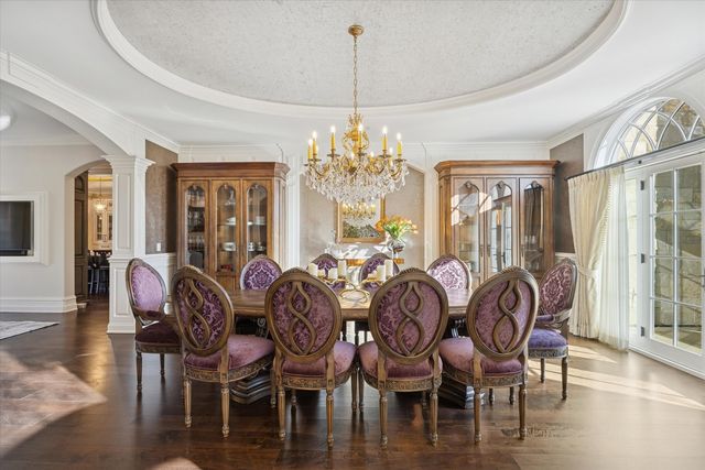 321 E 9th Street, Hinsdale, IL 60521