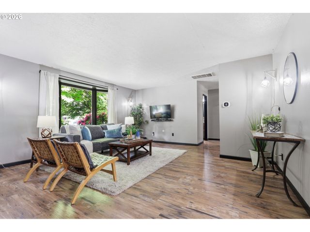 3830 Se 150TH Ave, Portland, OR 97236
