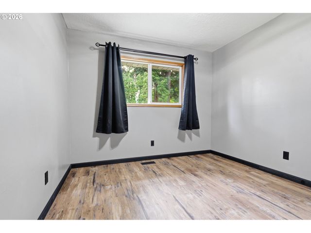 3830 Se 150TH Ave, Portland, OR 97236