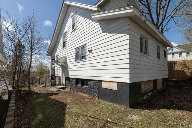 608 Carbon Street, Syracuse, NY 13208