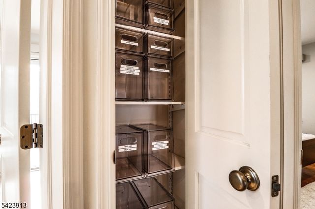 113 Spear St, Metuchen Boro, NJ 08840