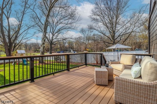 113 Spear St, Metuchen Boro, NJ 08840
