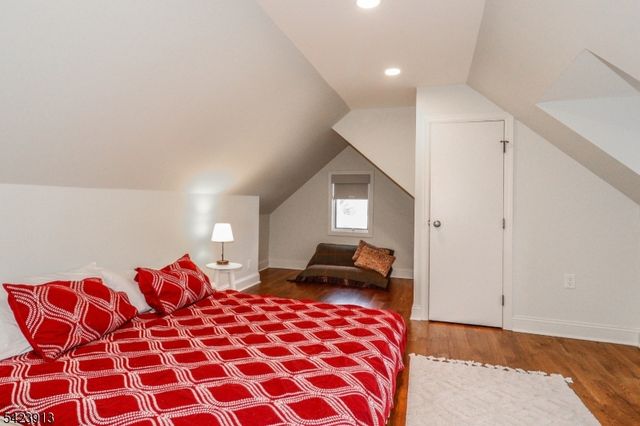 113 Spear St, Metuchen Boro, NJ 08840