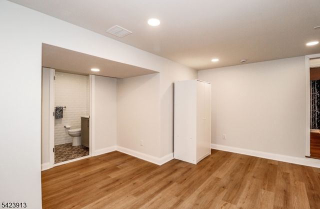 113 Spear St, Metuchen Boro, NJ 08840