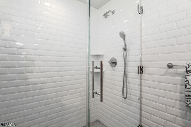 113 Spear St, Metuchen Boro, NJ 08840