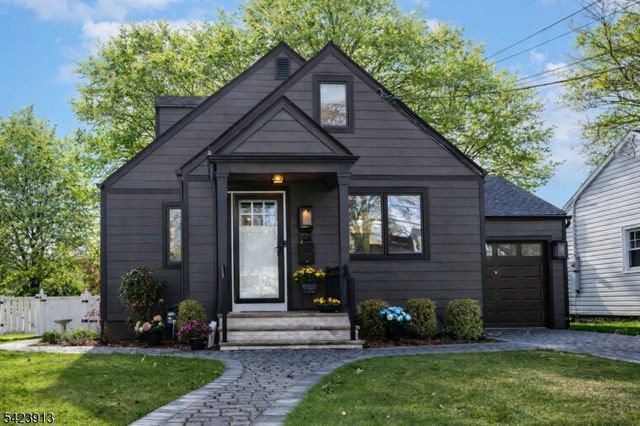 113 Spear St, Metuchen Boro, NJ 08840