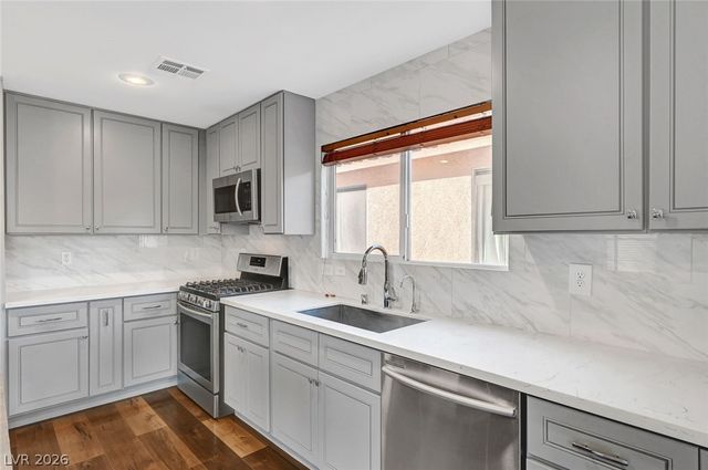 812 Sistine Street, Las Vegas, NV 89144
