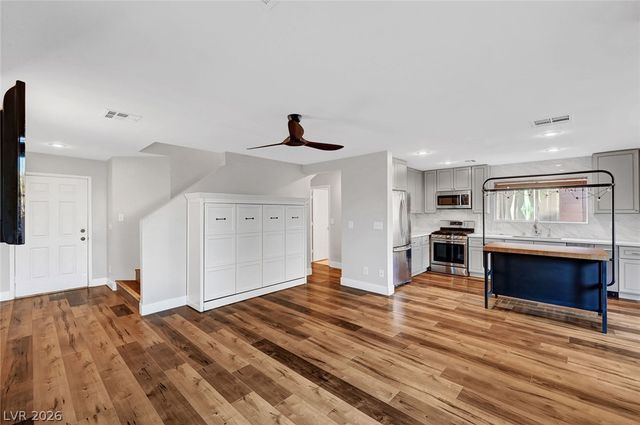 812 Sistine Street, Las Vegas, NV 89144