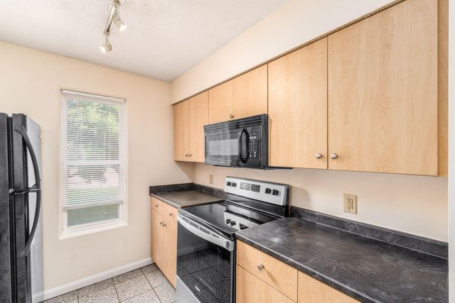 915 Quay Avenue, 915H, Grandview Heights, OH 43212