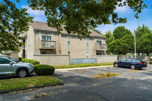 915 Quay Avenue, 915H, Grandview Heights, OH 43212