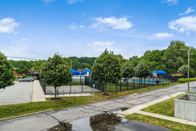 915 Quay Avenue, 915H, Grandview Heights, OH 43212