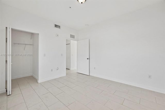 405 E 7th Street 203, Hialeah, FL 33010