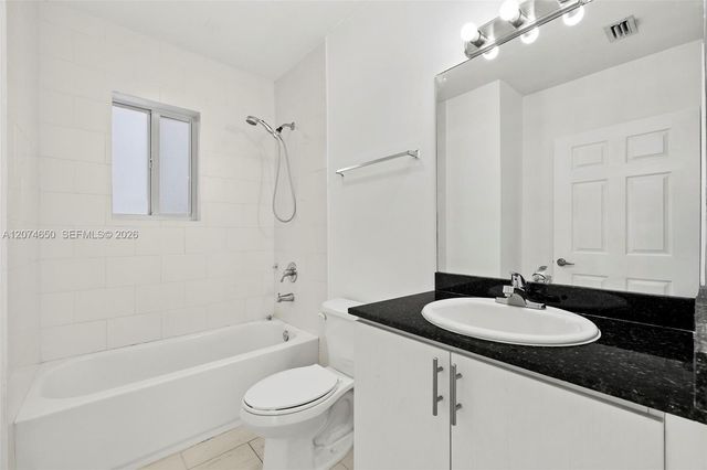 405 E 7th Street 203, Hialeah, FL 33010