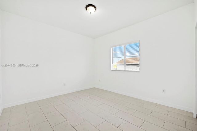 405 E 7th Street 203, Hialeah, FL 33010