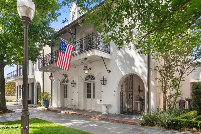 120 Princeton Woods Loop, Lafayette, LA 70508