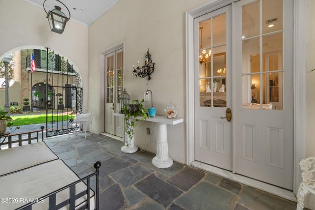 120 Princeton Woods Loop, Lafayette, LA 70508