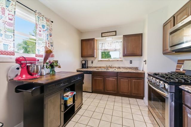 7751 MASSASOIT, Burbank, IL 60459