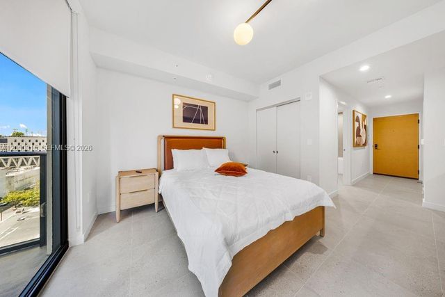 11 NE 6th Street 1106, Miami, FL 33132