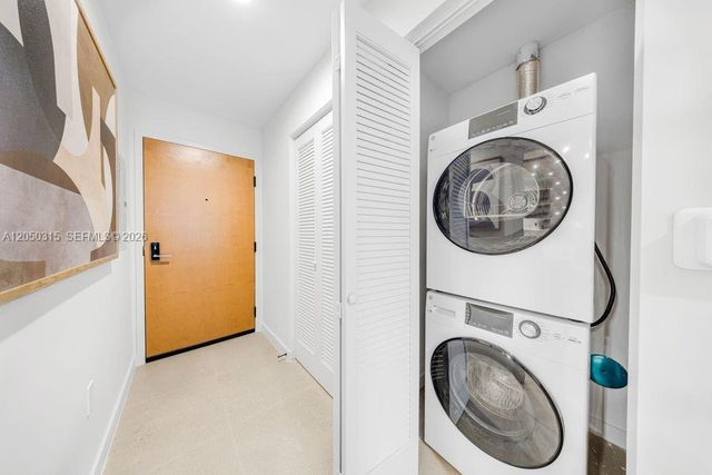 11 NE 6th Street 1106, Miami, FL 33132