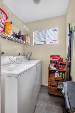 2377 N 37th Avenue, Hollywood, FL 33021