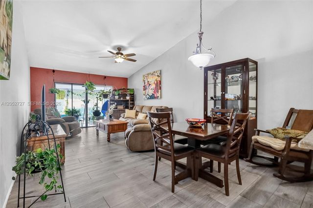 2377 N 37th Avenue, Hollywood, FL 33021